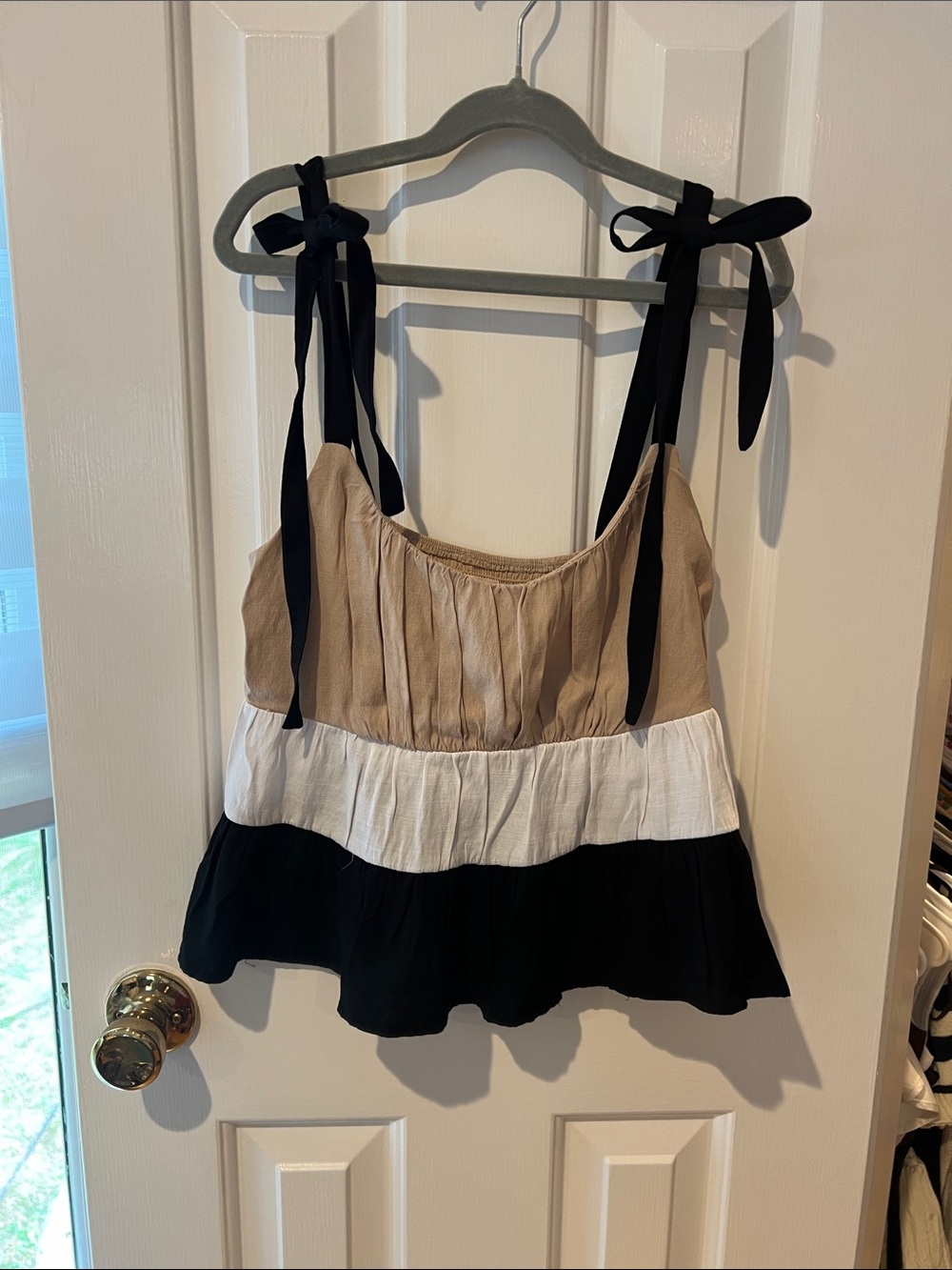 NO OFFERS miami Colorblock Tie-Shoulder Camisole in Tan, White & Black
